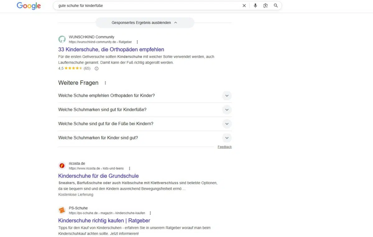 Informationale Suche Beispiel Schuhe für Kinder mit verschiedenen Ratgebern und Answer Boxen
