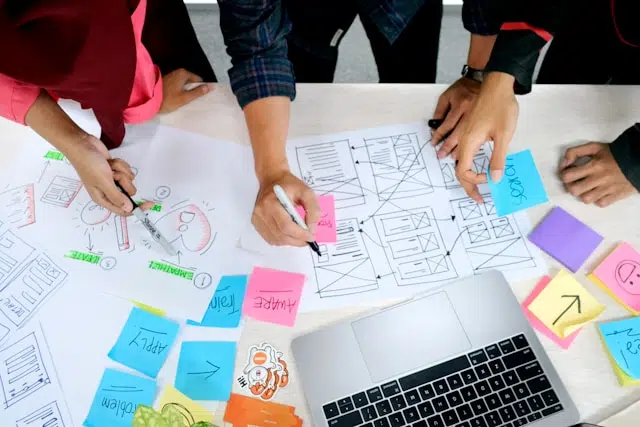 - User Experience (UX)